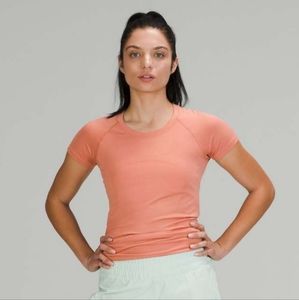 Lululemon Swiftly Tech Short Sleeve Shirt 2.0 Size 10